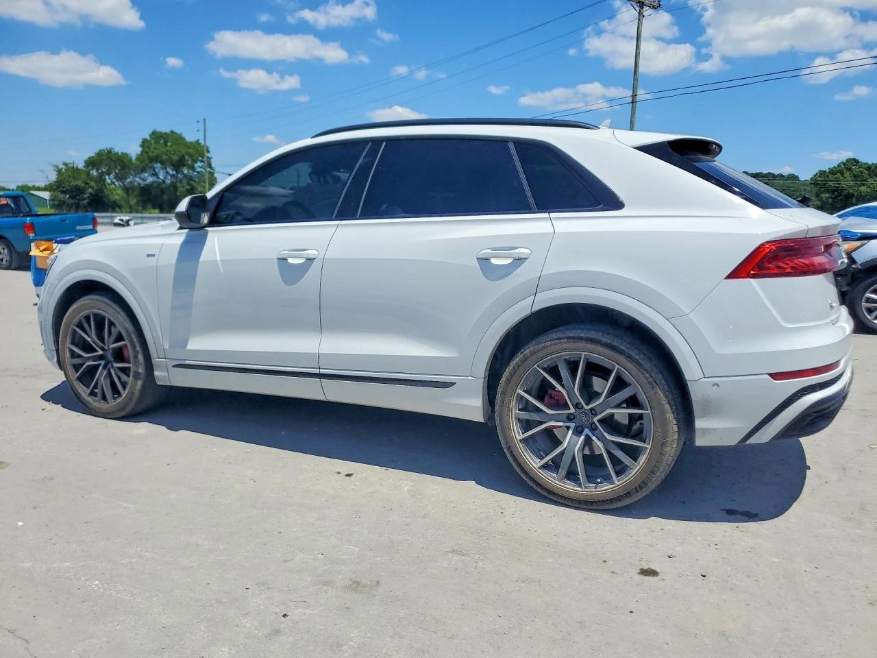 Audi Q8 PREMIUM PLUS S-LINE FULL, снимка 4 - Автомобили и джипове - 55185239