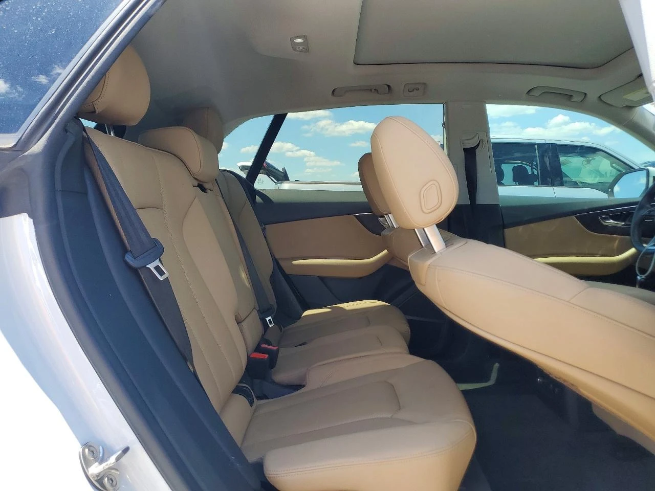 Audi Q8 PREMIUM PLUS S-LINE FULL, снимка 11 - Автомобили и джипове - 55185239
