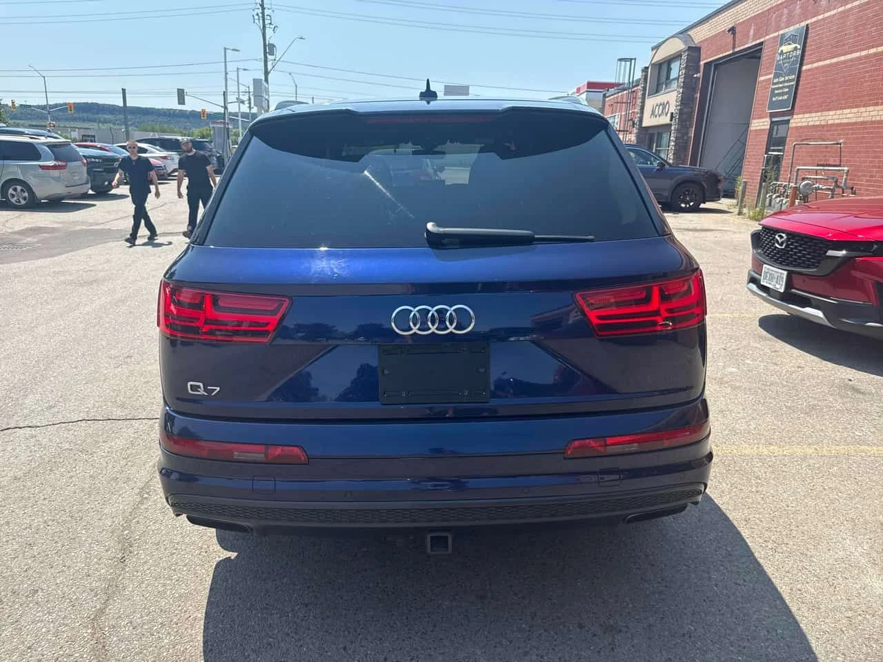 Audi Q7 * Technik * ДИСТРОНИК * 360 * ОБДУХВАНЕ, снимка 4 - Автомобили и джипове - 55593188