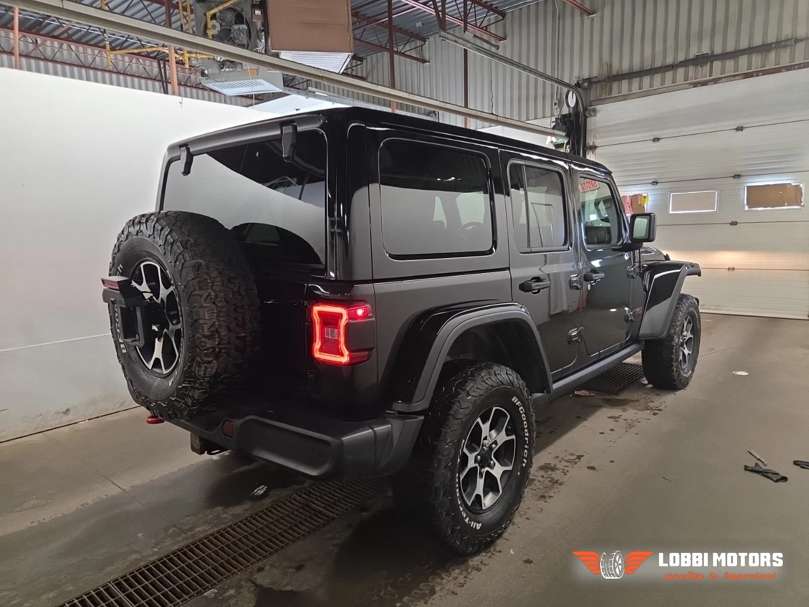 Jeep Wrangler, снимка 3 - Автомобили и джипове - 55928727