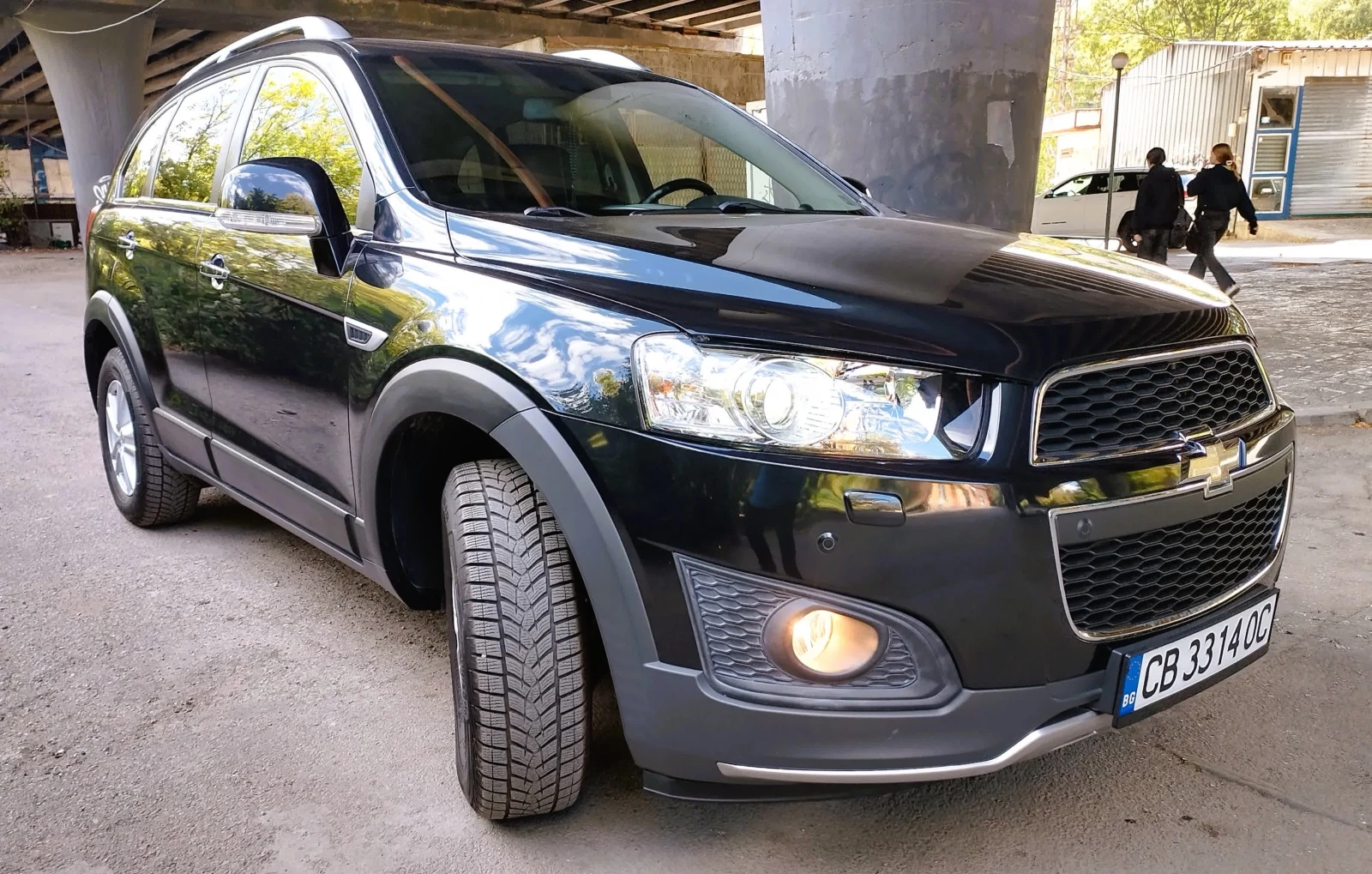 Chevrolet Captiva 2.4i Бензин -facelift 2015г, снимка 3 - Автомобили и джипове - 56230645