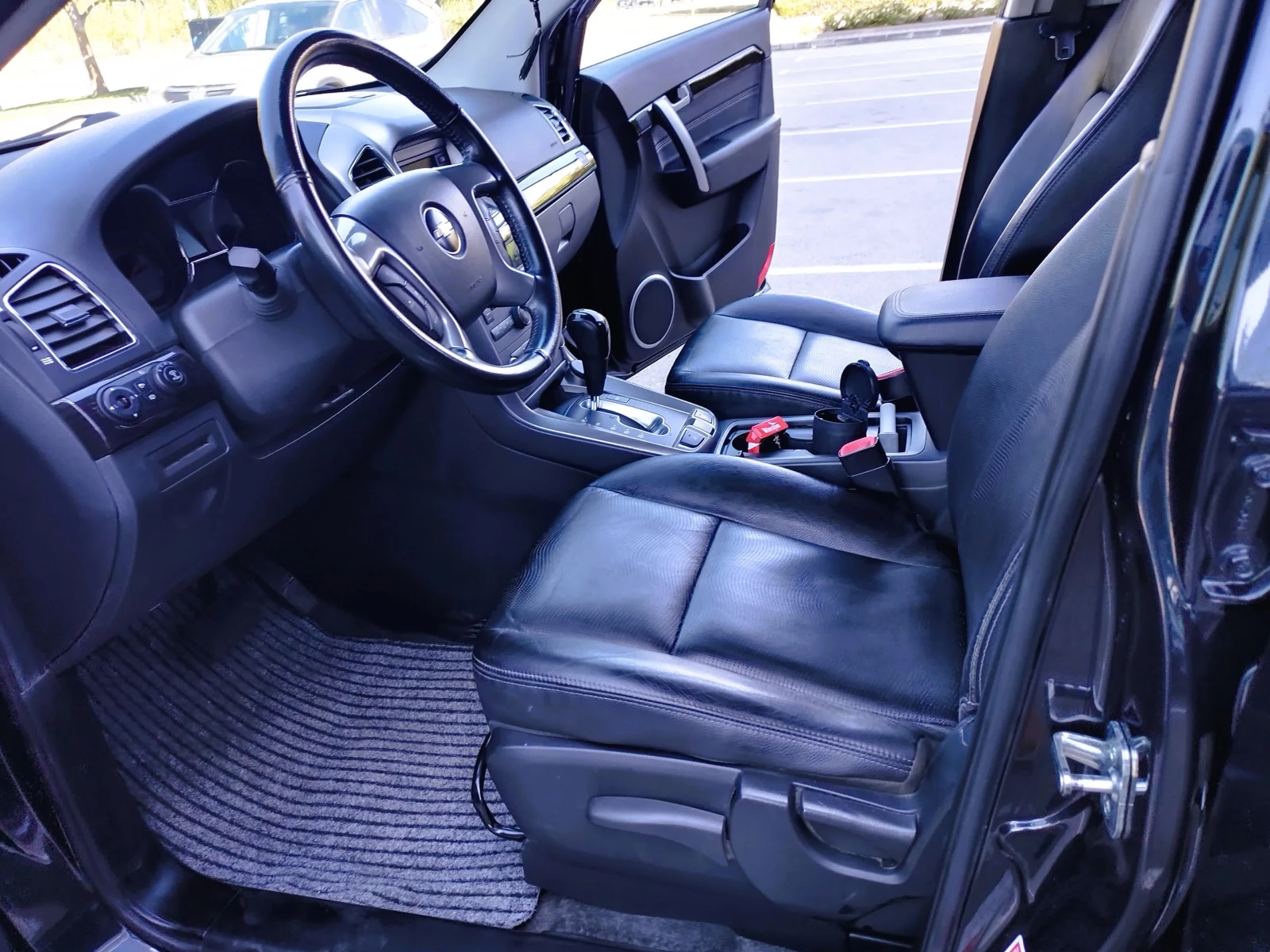 Chevrolet Captiva 2.4i Бензин -facelift 2015г, снимка 9 - Автомобили и джипове - 56230645