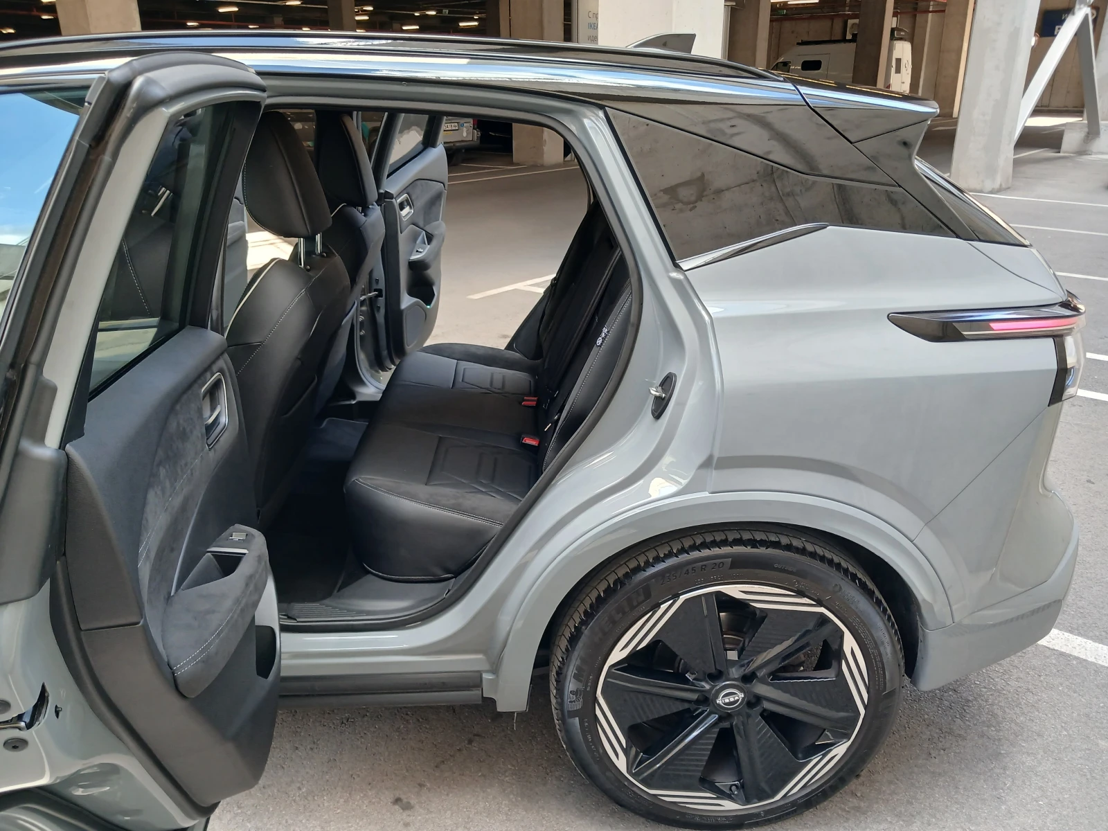 Nissan Qashqai N-design, снимка 14 - Автомобили и джипове - 56261359