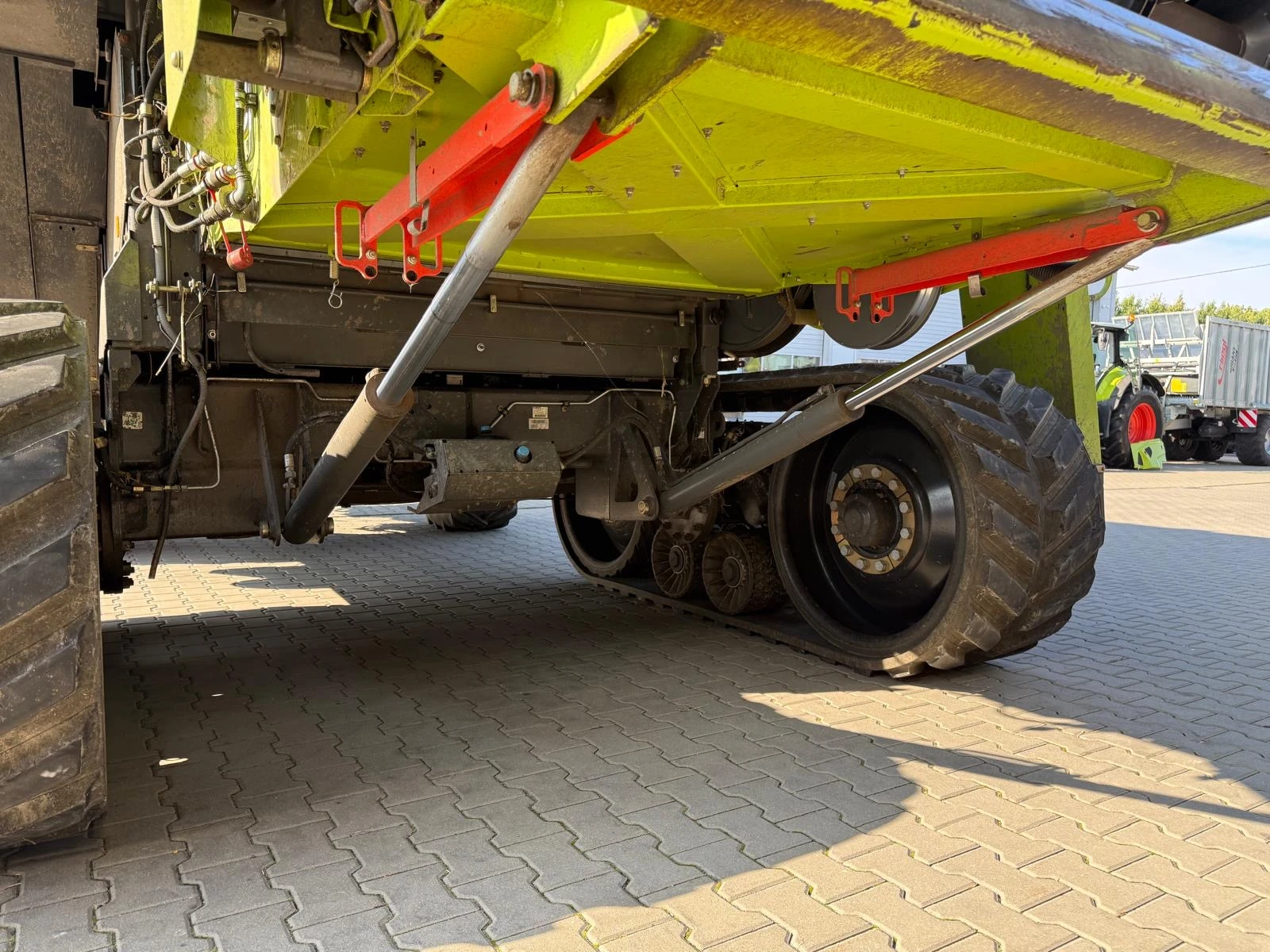 Комбайн Claas LEXION 770 TT + CLAAS VARIO 1230 ЛИЗИНГ, снимка 5 - Селскостопанска техника - 55827028