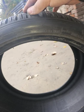 Гуми Зимни 255/35R19, снимка 4