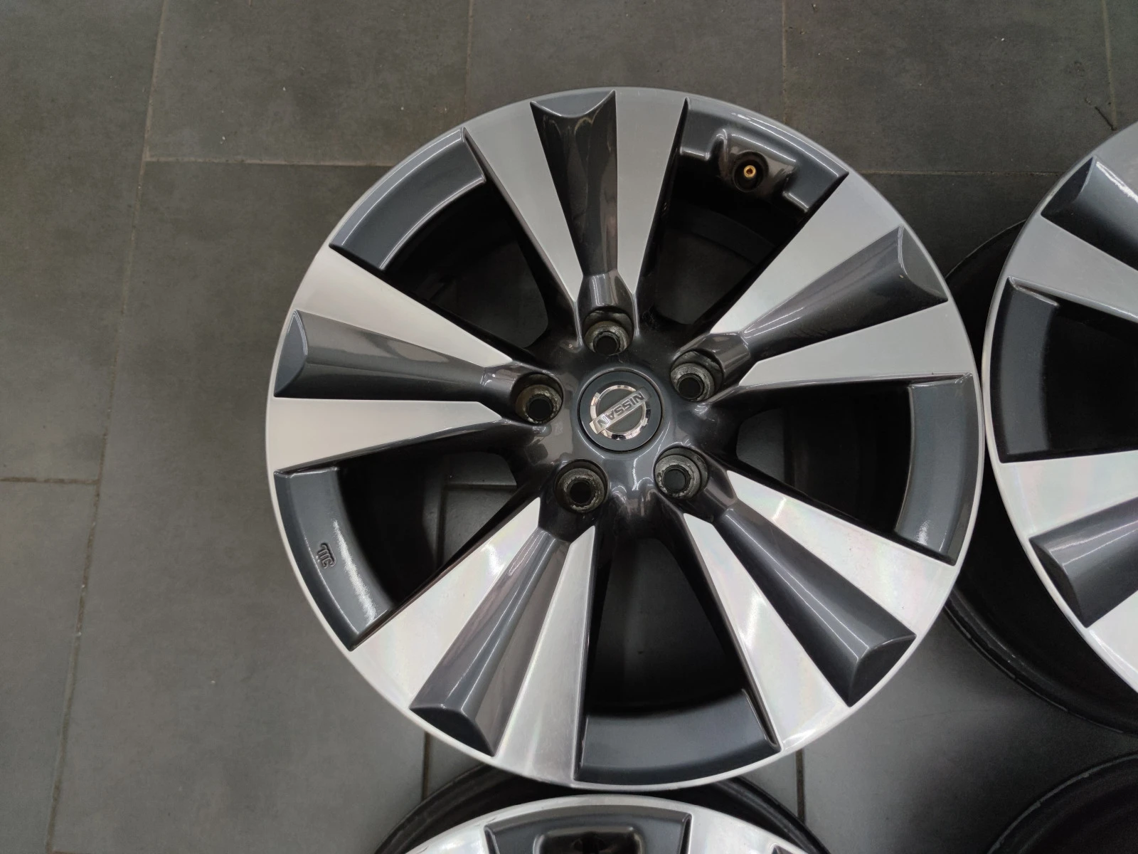   Nissan | Mobile.bg   5