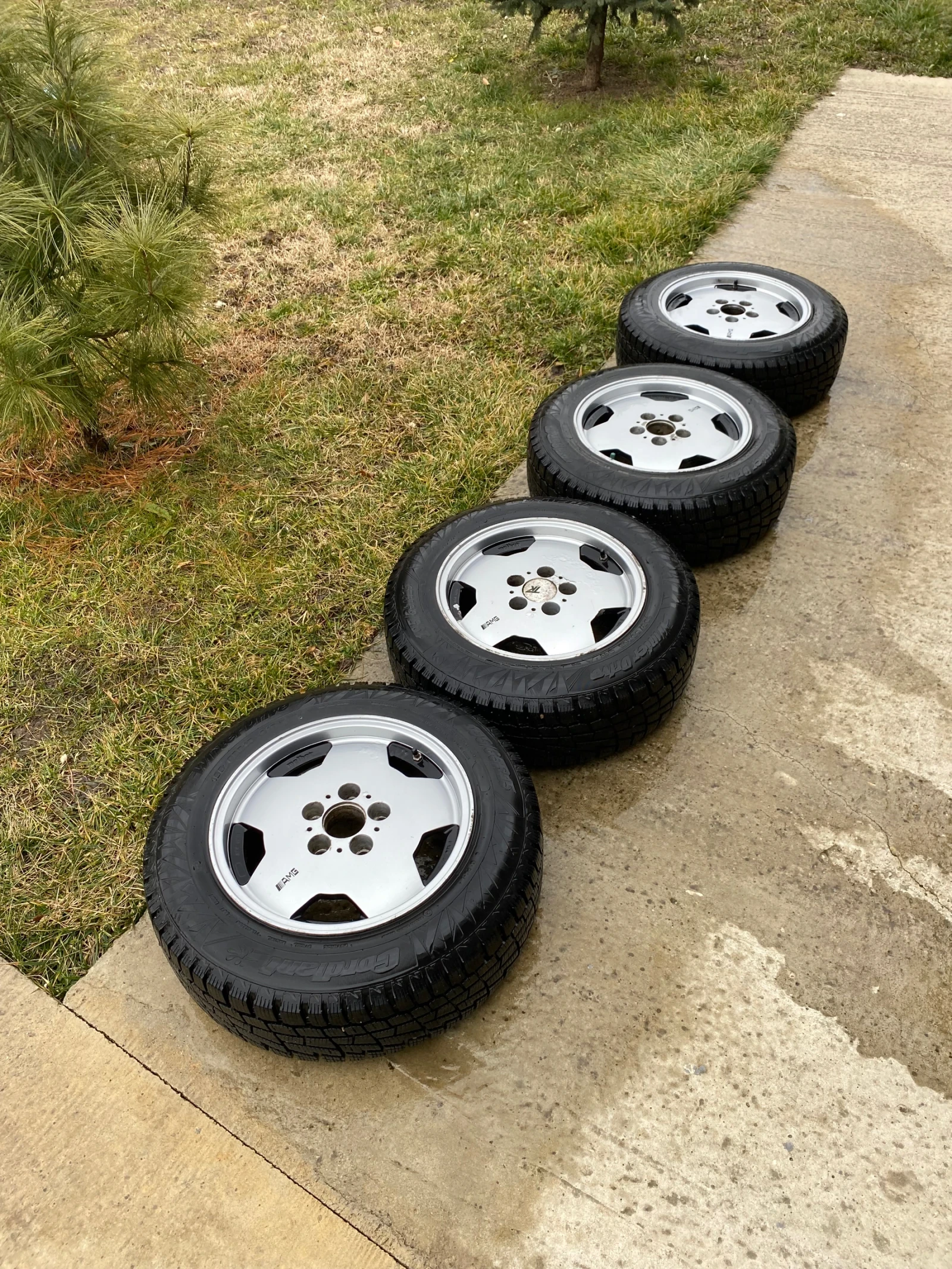Гуми с джанти 195/65R15 | Mobile.bg — изображение 1