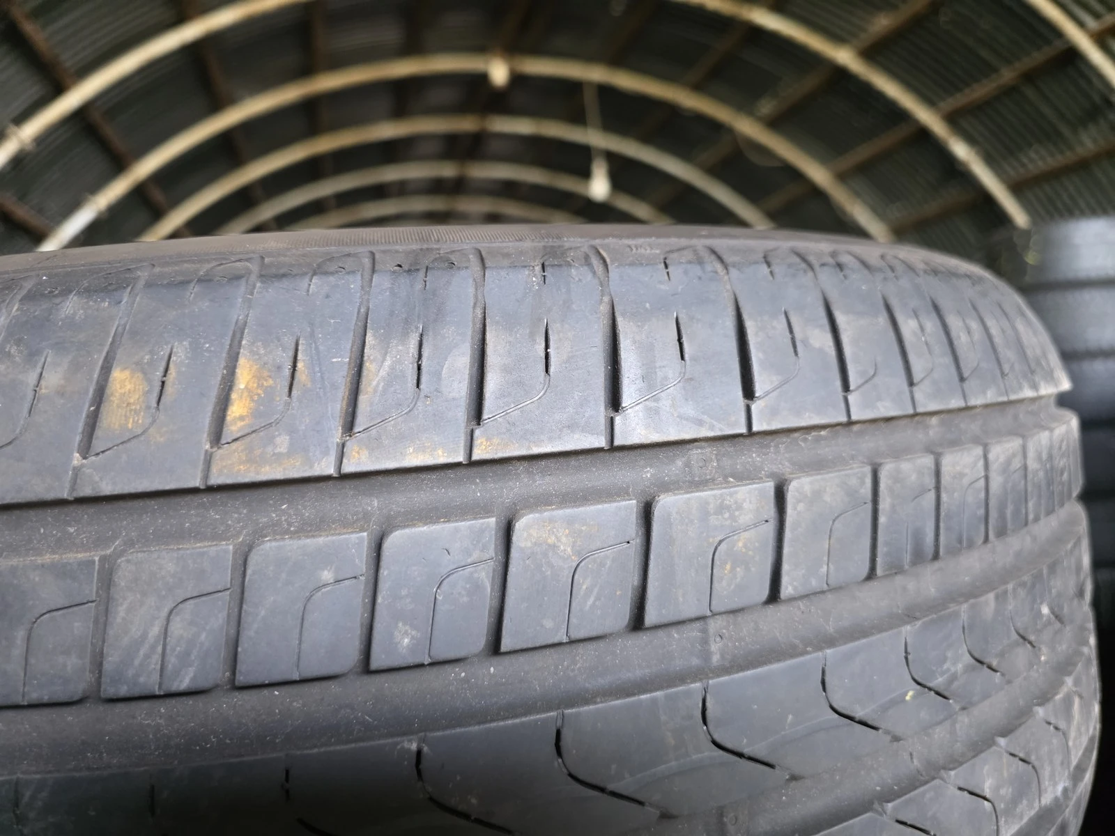 Гуми Летни 255/45R20, снимка 6 - Гуми и джанти - 56664468