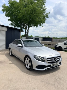 Mercedes-Benz E 220 9G Digital, снимка 3