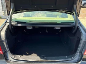 Mercedes-Benz E 350 АМГ ПАКЕТ/КЛИП/360/ПОДГРЕВ/CARFAX/ФИНАНСИРАНЕ, снимка 11