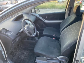 Toyota Yaris 1.3, снимка 11