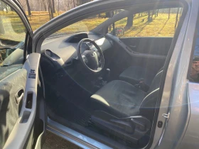 Toyota Yaris 1.3, снимка 14