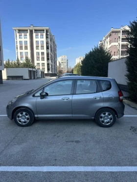 Honda Jazz Facelift 1.4 | Mobile.bg    7