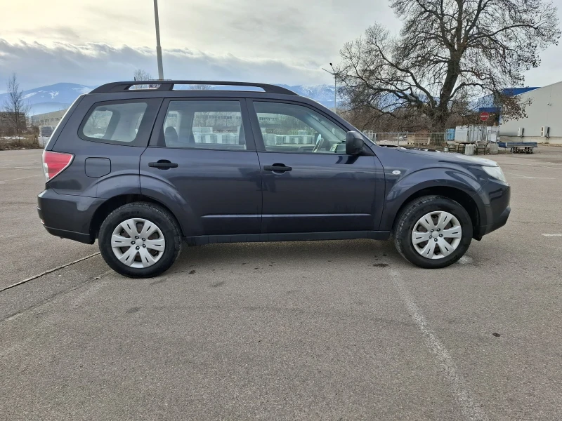 Subaru Forester 2.0 , снимка 6 - Автомобили и джипове - 48539798