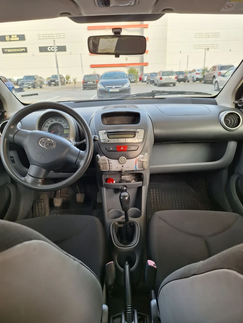 Toyota Aygo, снимка 6 - Автомобили и джипове - 49166575