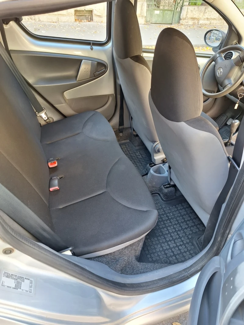 Toyota Aygo, снимка 8 - Автомобили и джипове - 49166575