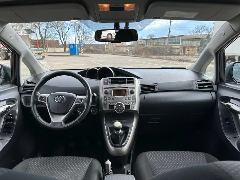 Toyota Verso 2.0 D-4D, Keyless, Австрия, снимка 8 - Автомобили и джипове - 48921795