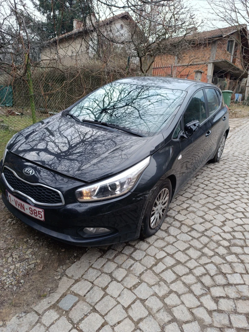 Kia Ceed Hatchback , снимка 1 - Автомобили и джипове - 49084709