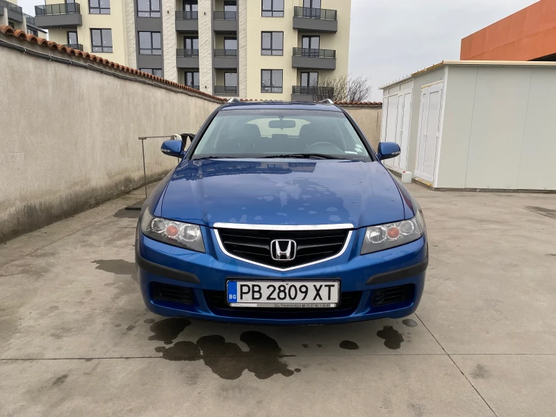 Honda Accord 2.0 i-VTEC, снимка 1 - Автомобили и джипове - 49261063