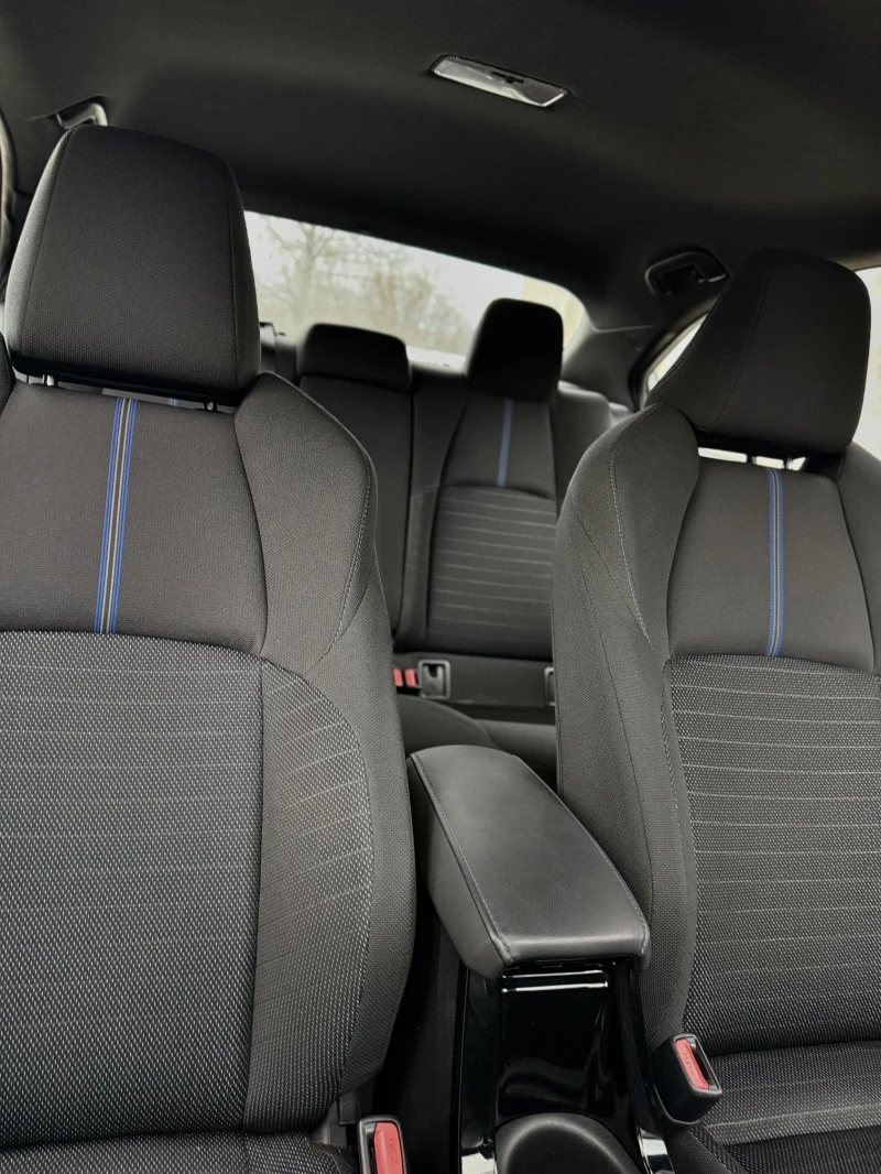Toyota Corolla 2.0 SE   2021г., снимка 13 - Автомобили и джипове - 53025191