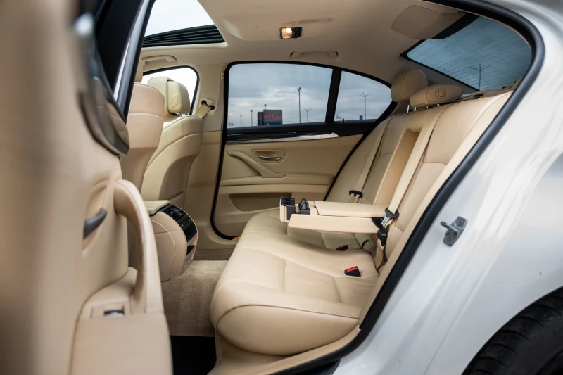 BMW 535 Xdrive /KEYLESS/360/HEAD UP, снимка 10 - Автомобили и джипове - 53459589