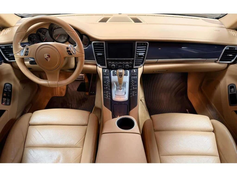 Porsche Panamera * 4/ONE OWNER/CLEAN CARFAX * CARFAX * ЦЕНА ДО БГ, снимка 5 - Автомобили и джипове - 53511114