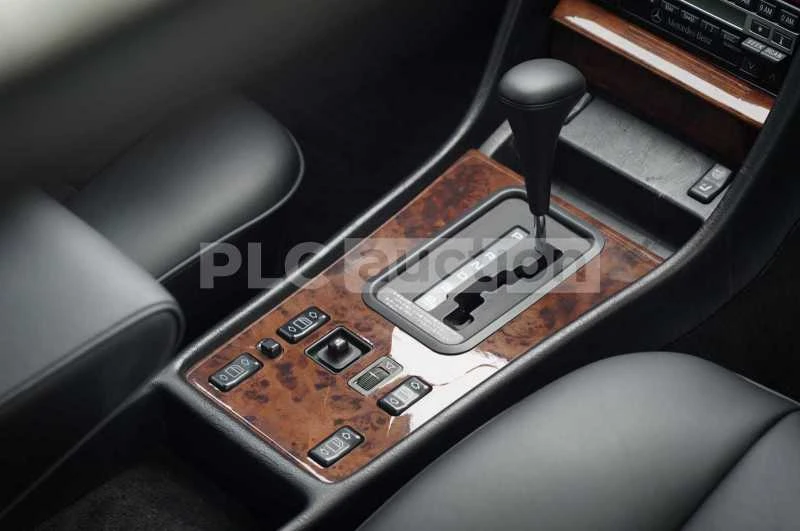 Mercedes-Benz S 560 SEC560 , снимка 5 - Автомобили и джипове - 54417216