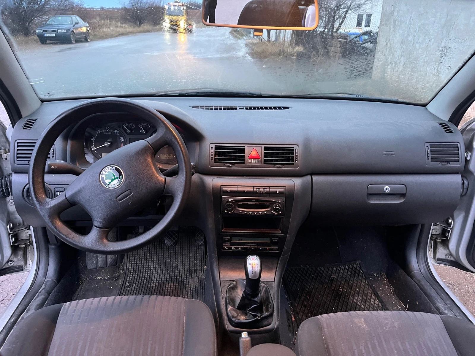 Skoda Octavia 1.8Т 4Х4 ARX - изображение 9