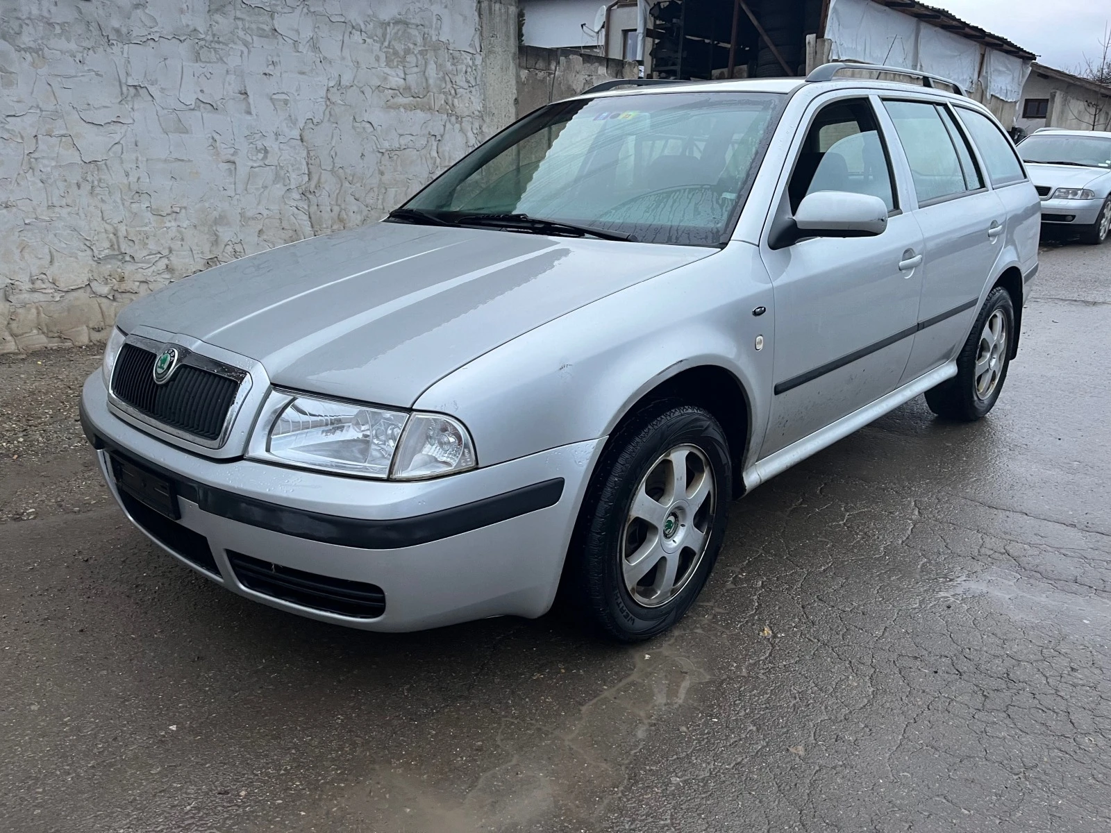 Skoda Octavia 1.8Т 4Х4 ARX - изображение 2