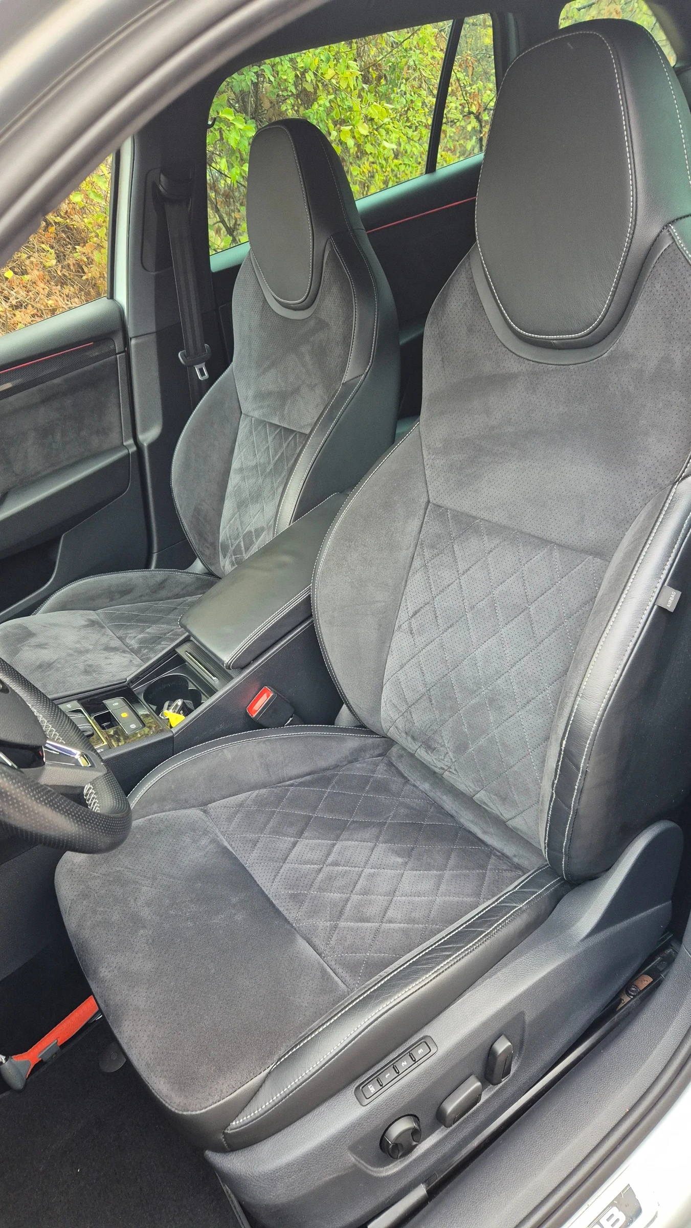 Skoda Superb SportLine  | Mobile.bg   11