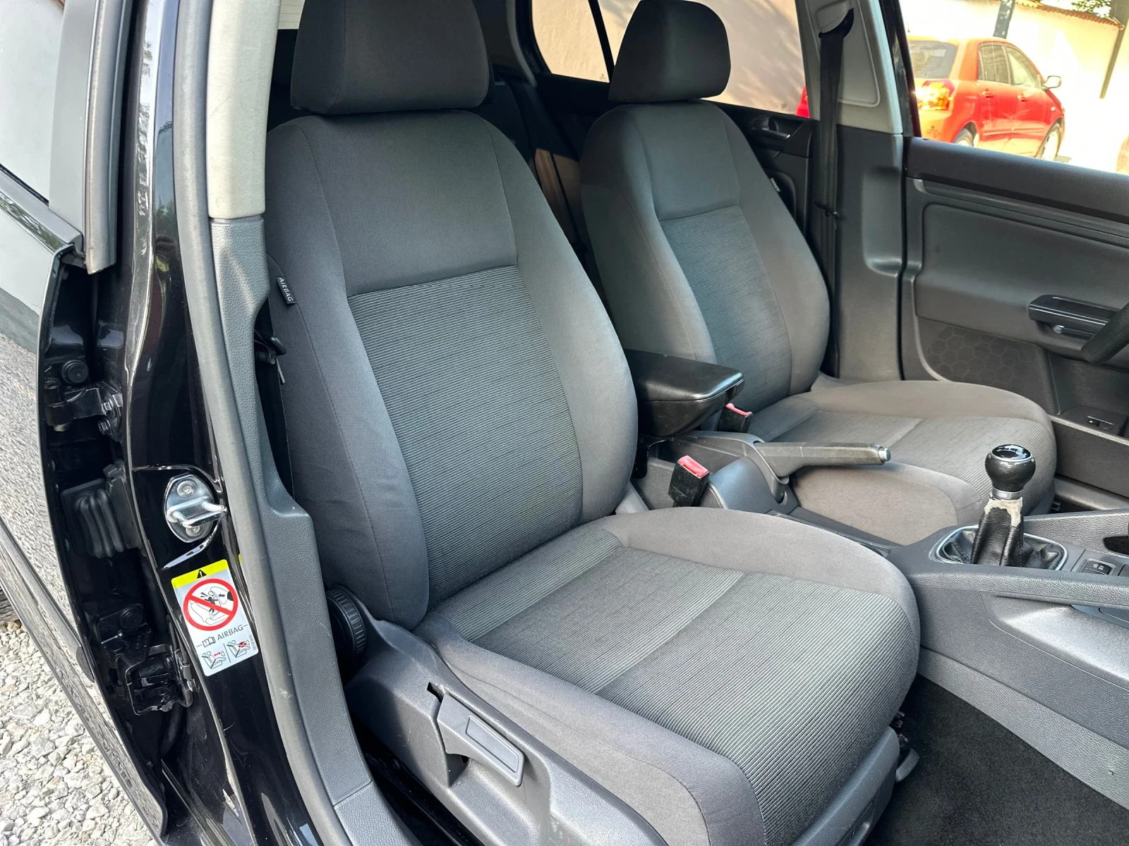 VW Golf  - изображение 9