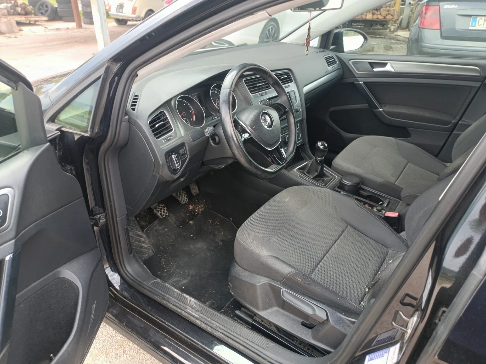 VW Golf 1.6D FACELIFT - изображение 6