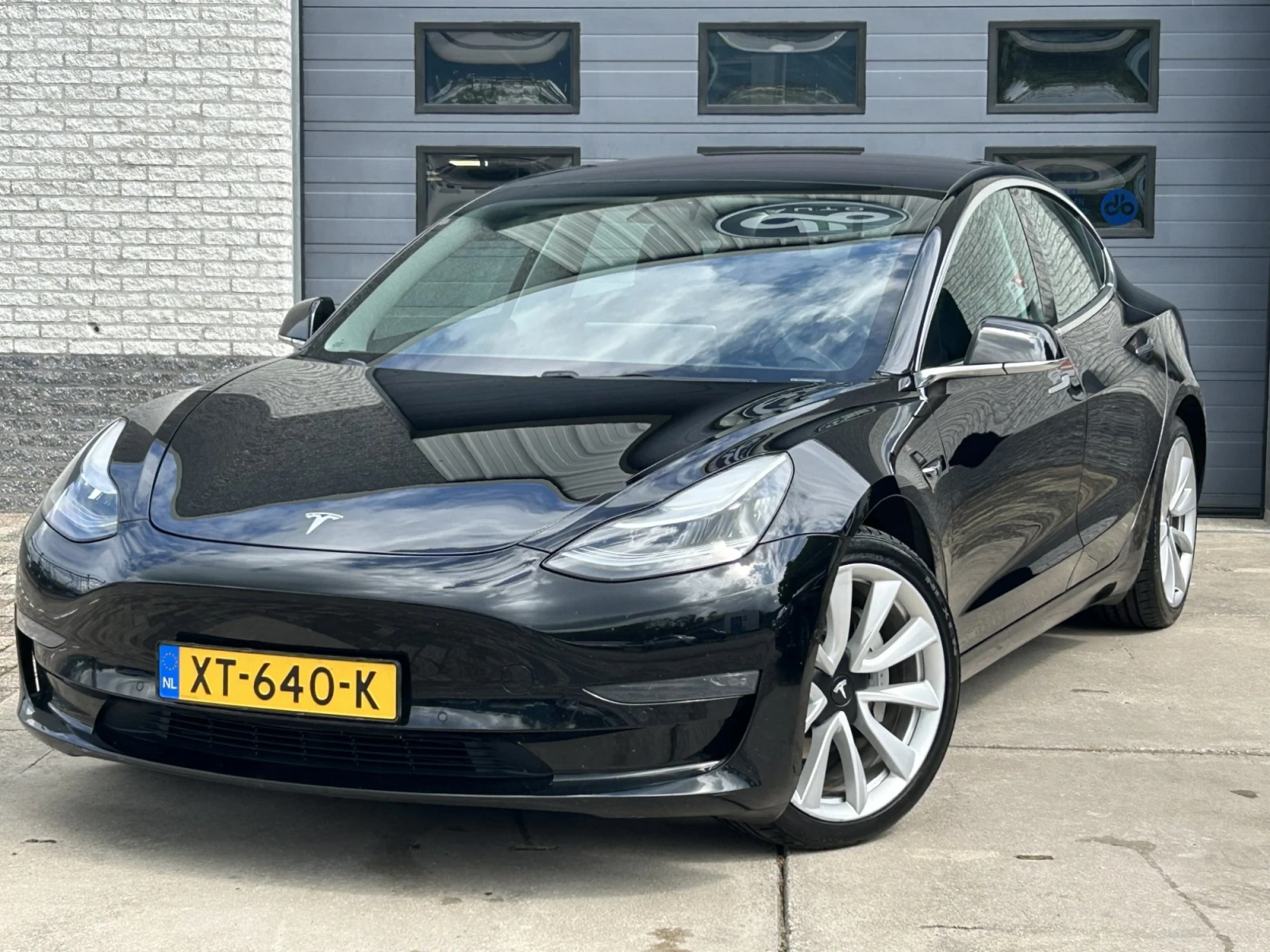 Tesla Model 3  44   | Mobile.bg   1