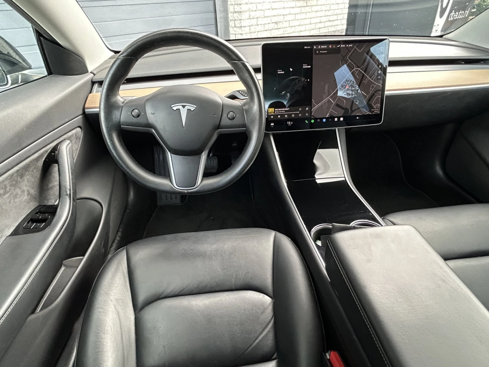 Tesla Model 3  4х4 Европейска Гаранция - изображение 9