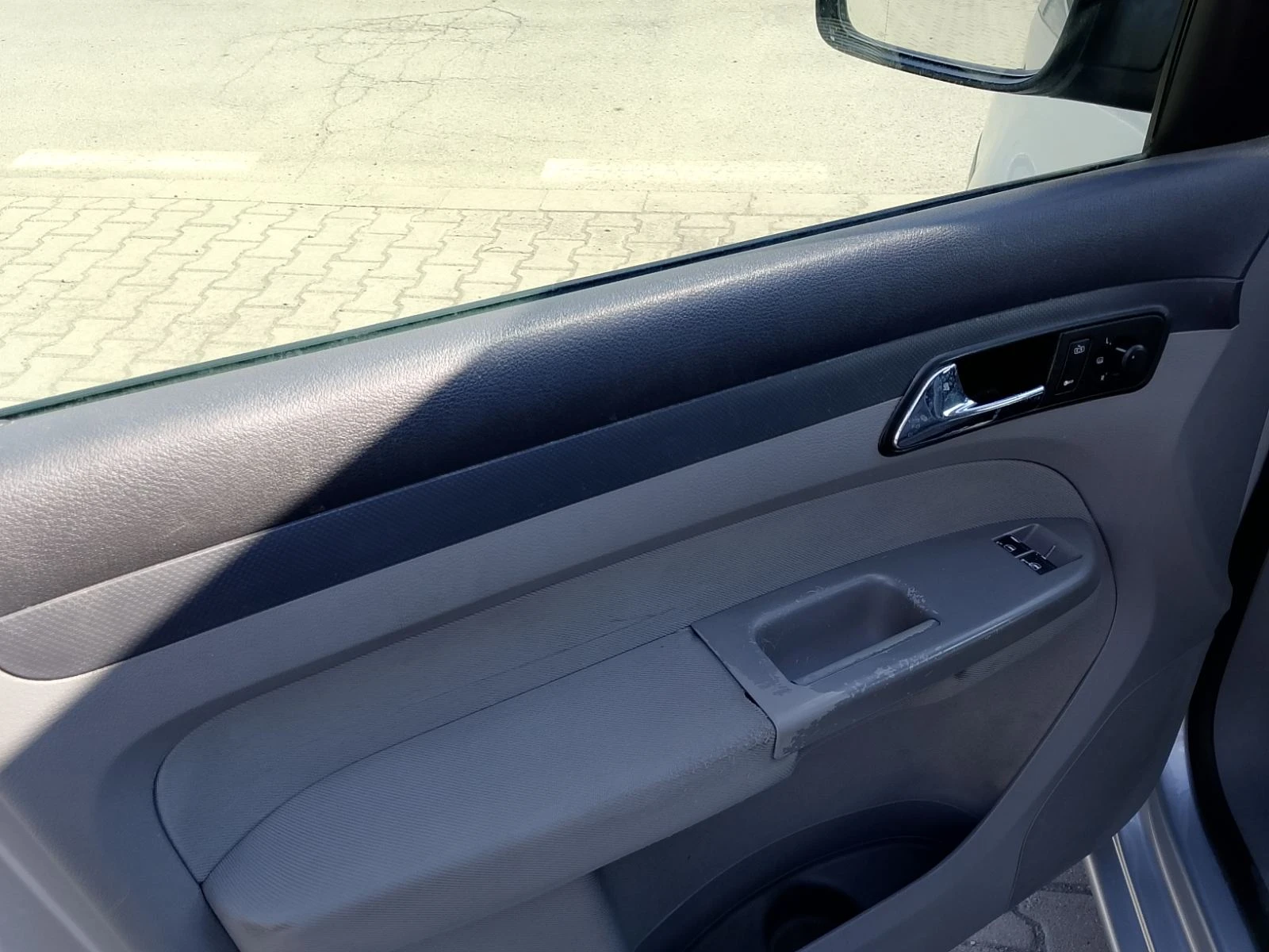 VW Caddy 1.9 TDI  - изображение 7