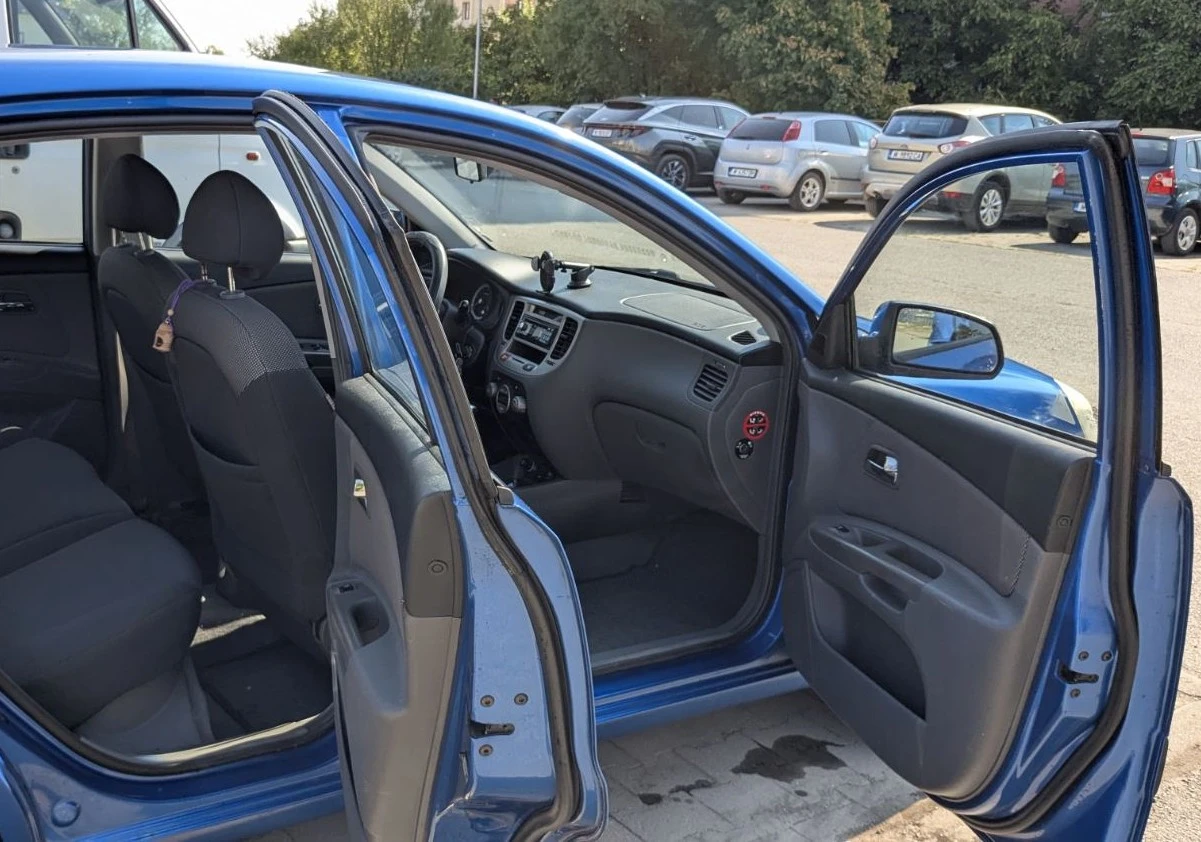 Kia Rio 1.4 - изображение 8