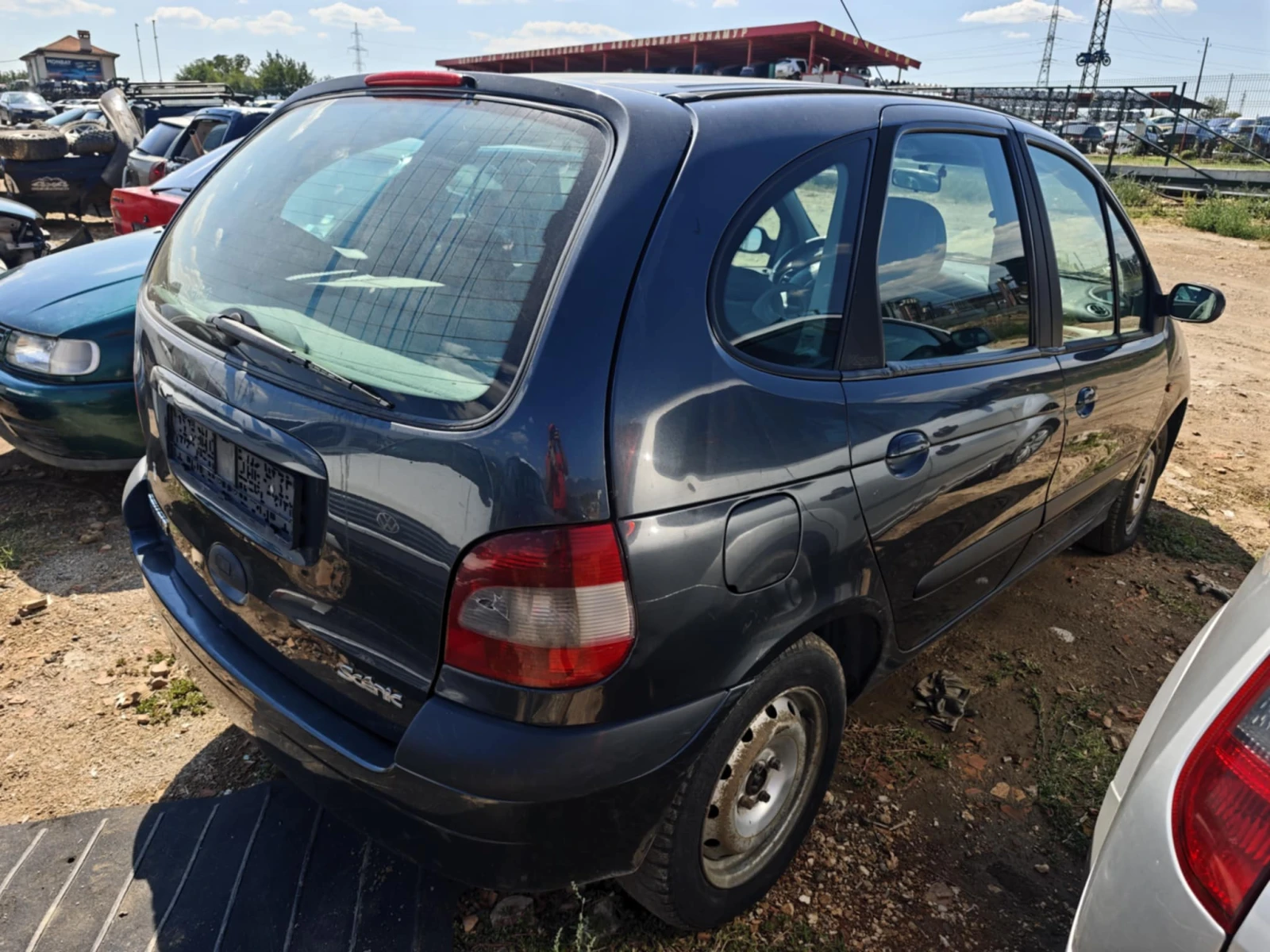 Renault Scenic 1.9 dCi - изображение 4