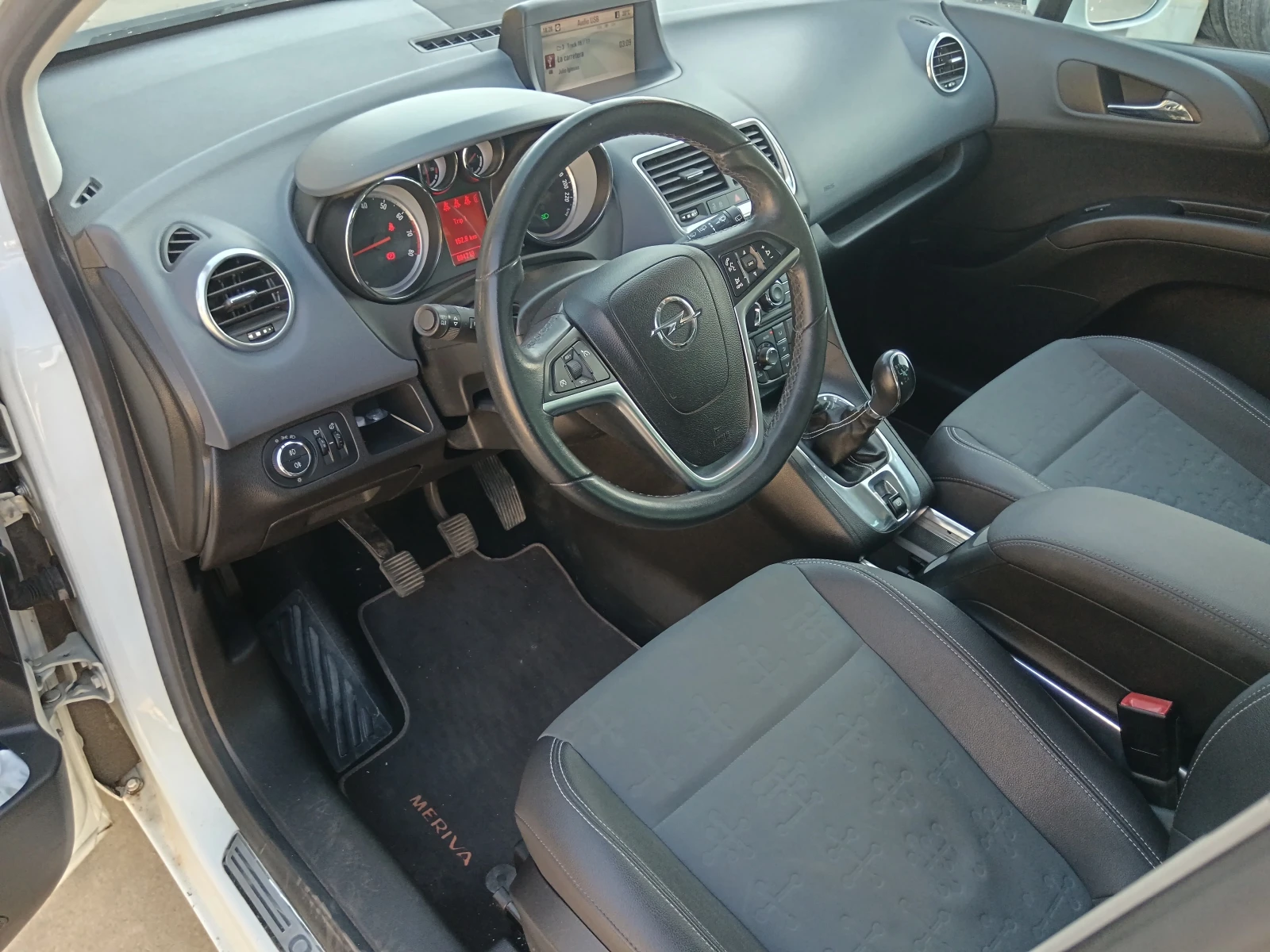 Opel Meriva B-COSMO-1.4i TURBO - изображение 10