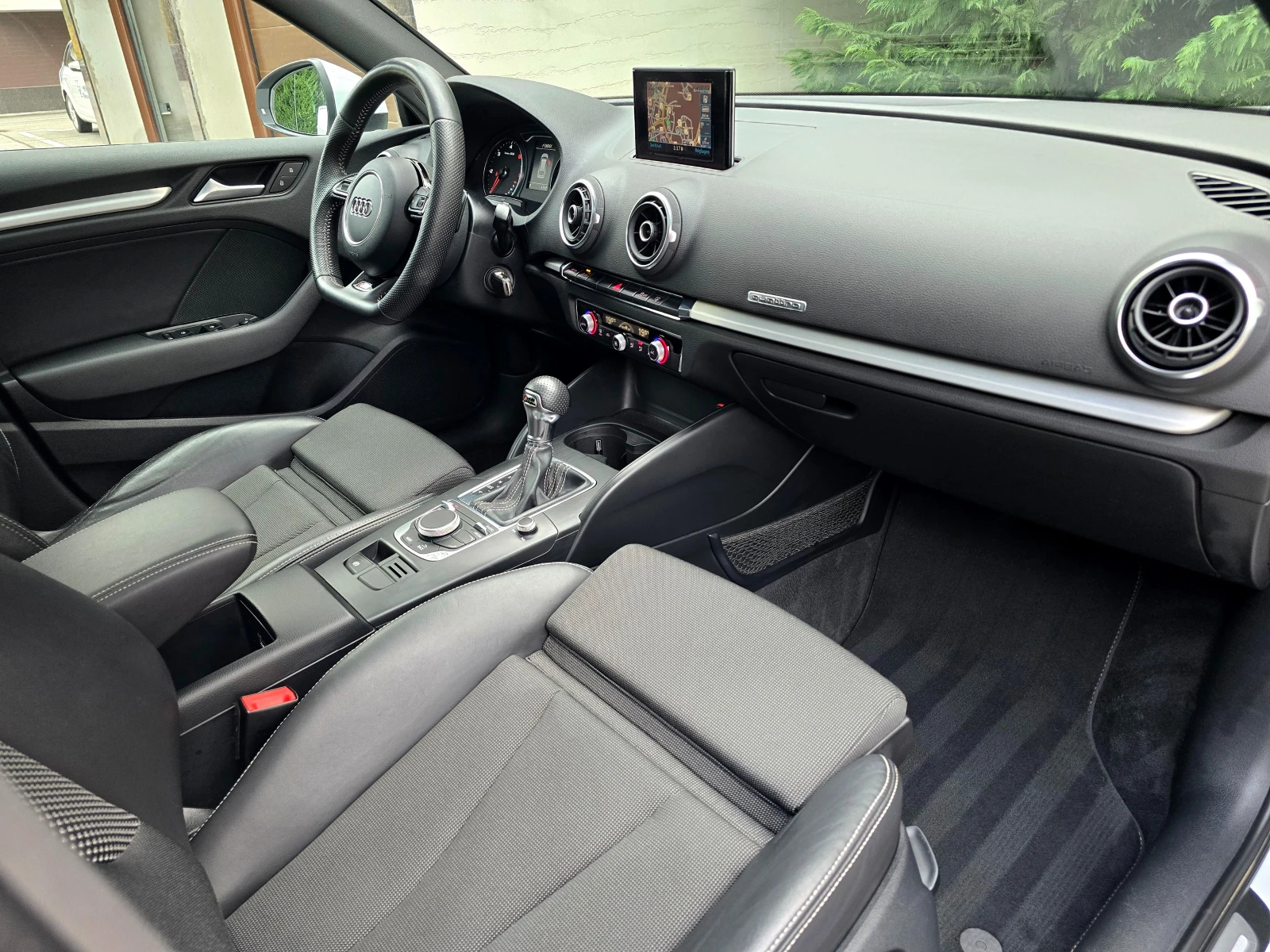 Audi A3 2.0TDI-S- line 4x4 | Mobile.bg   15