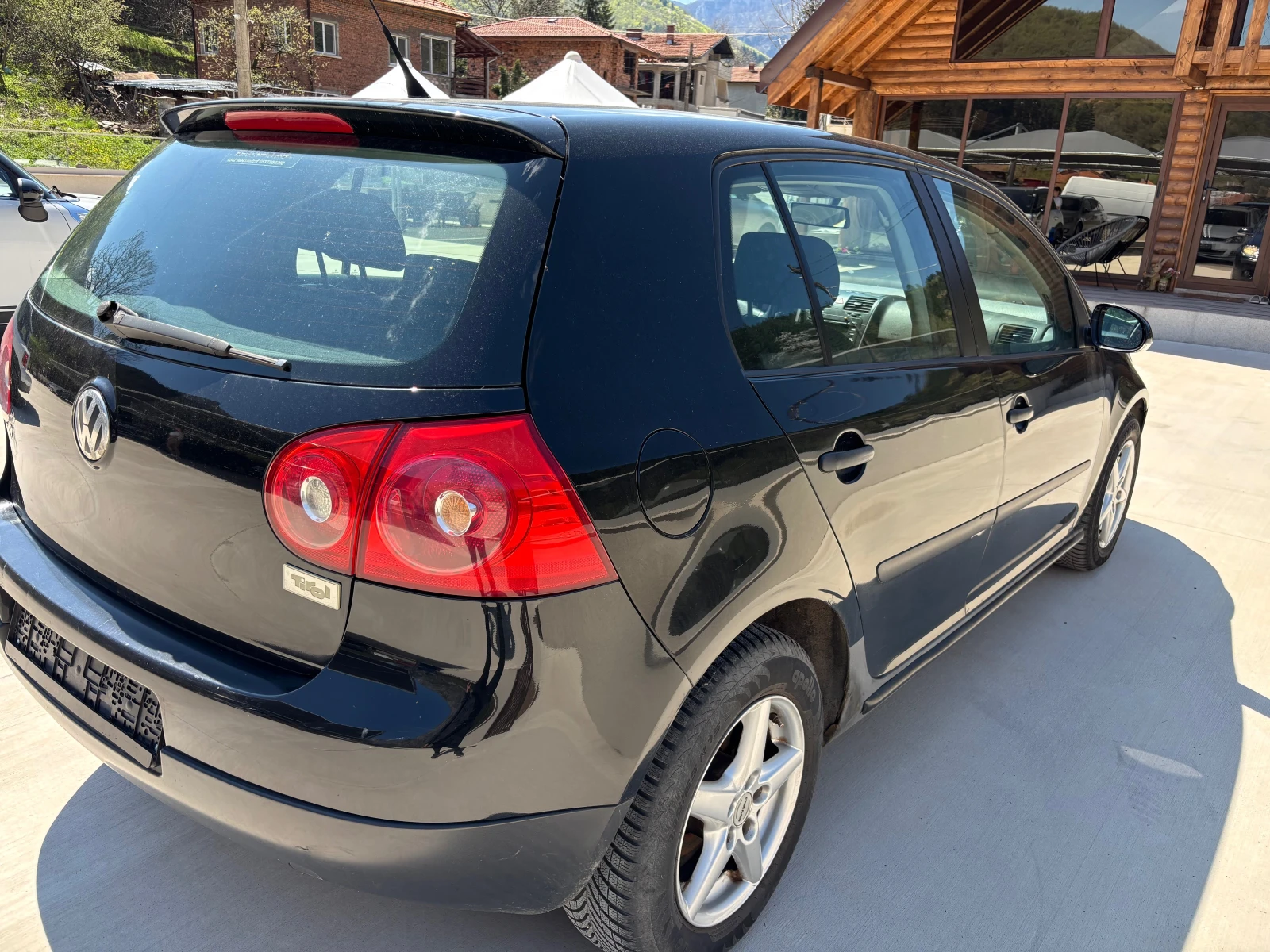 VW Golf 1, 4бен.75к.Климатроник., снимка 2 - Автомобили и джипове - 52745515