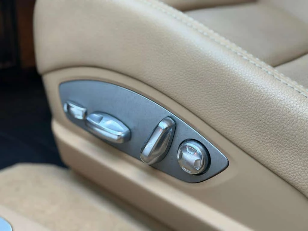 Porsche Panamera * 4/ONE OWNER/CLEAN CARFAX * CARFAX * ЦЕНА ДО БГ - изображение 10