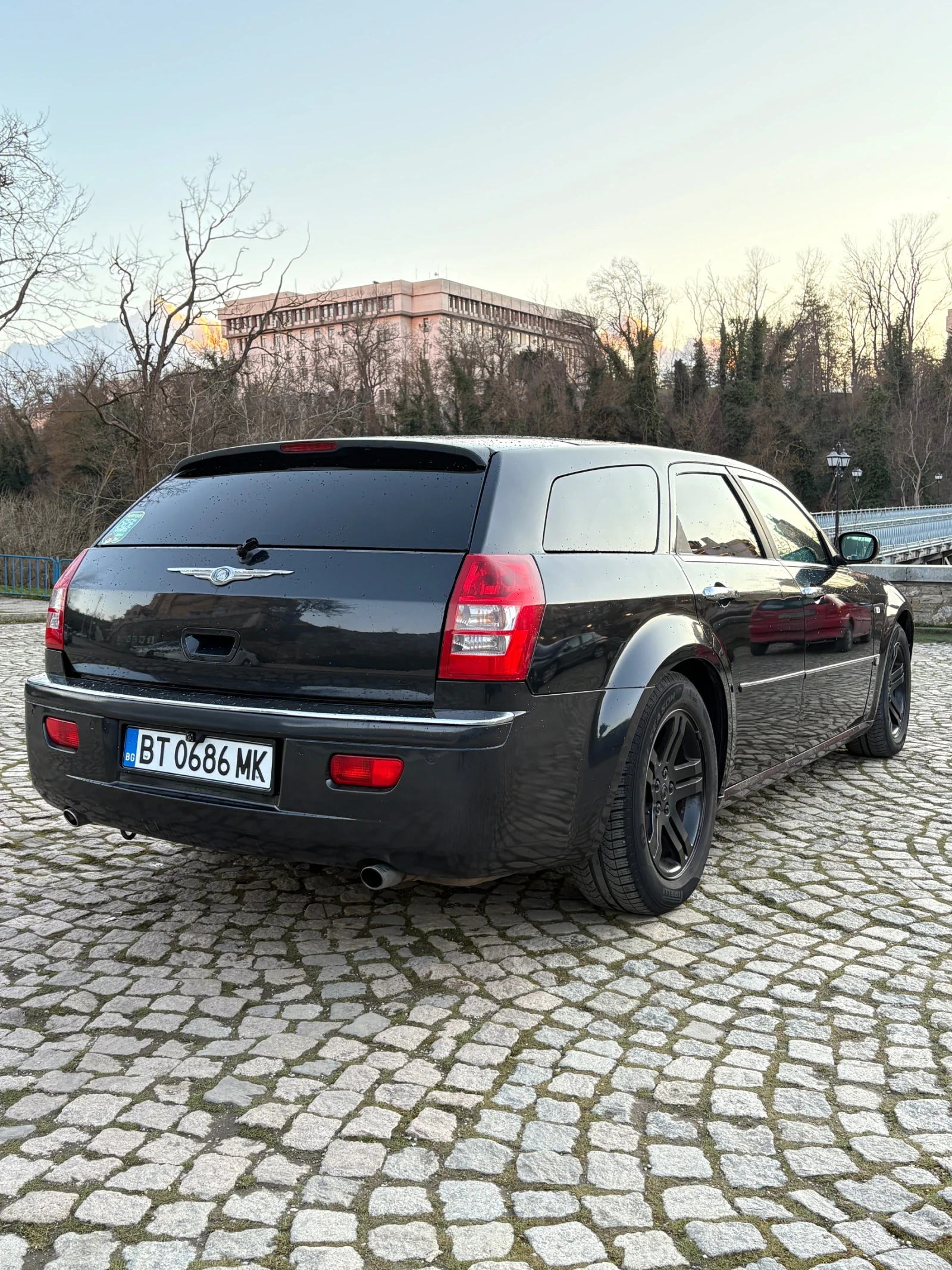 Chrysler 300c 3.5 AWD - изображение 2