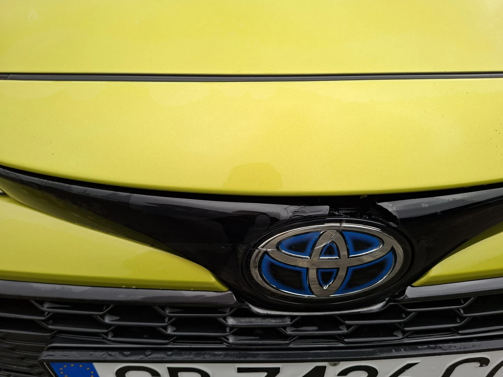 Toyota Corolla 1.8 Hybrid на газ, снимка 13 - Автомобили и джипове - 54069881