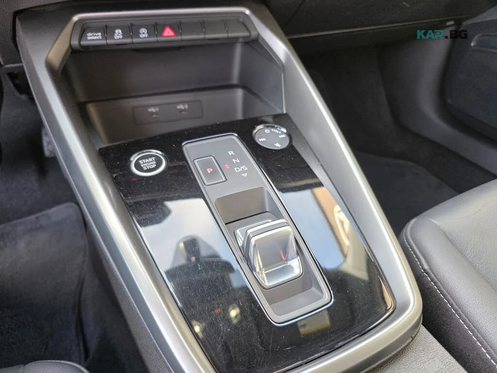 Audi A3 40 TFSI quattro* AвтоКредит* (ЦЕНА ДО БГ), снимка 13 - Автомобили и джипове - 54586667
