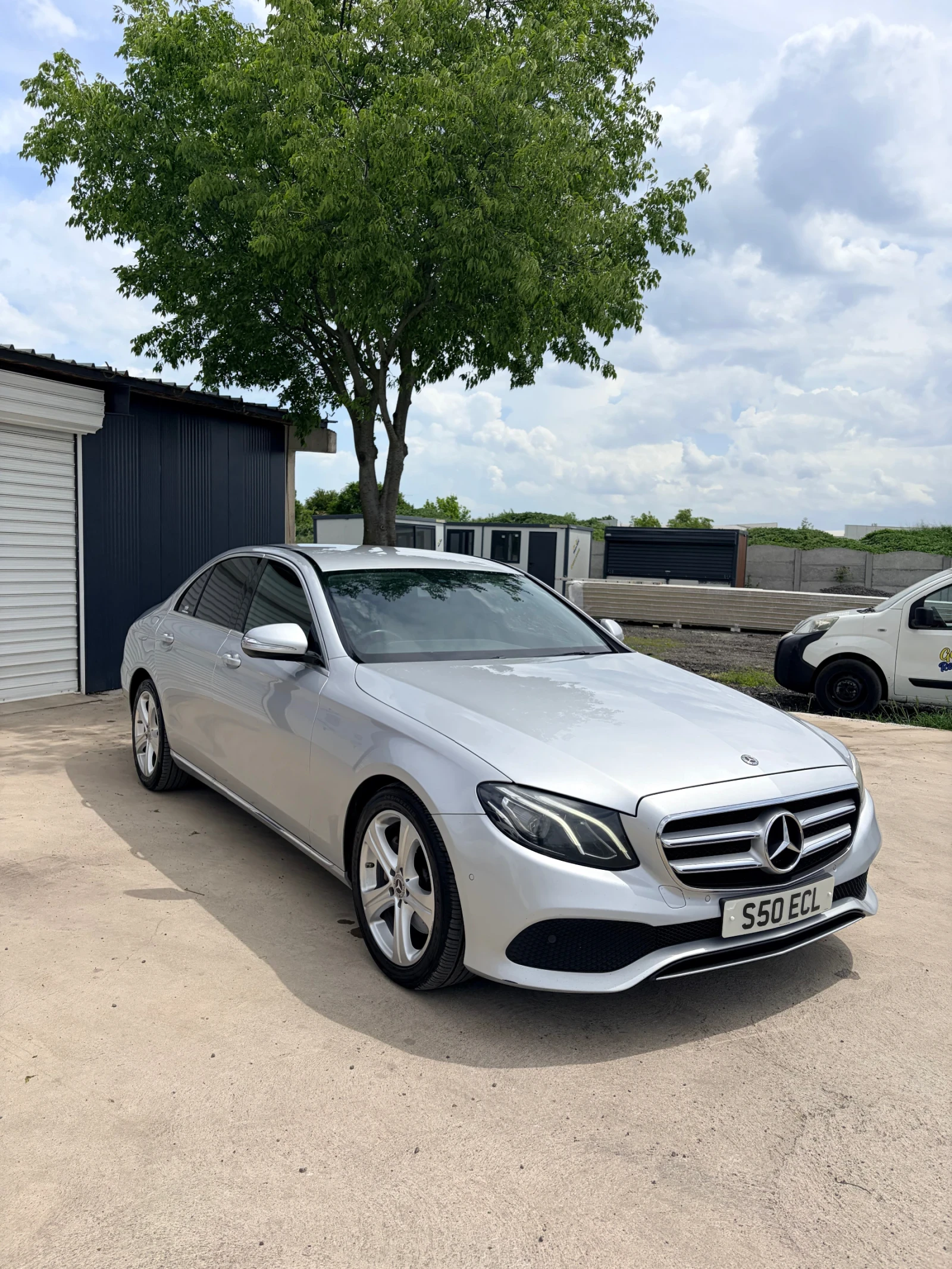 Mercedes-Benz E 220 9G Digital, снимка 3 - Автомобили и джипове - 54672936