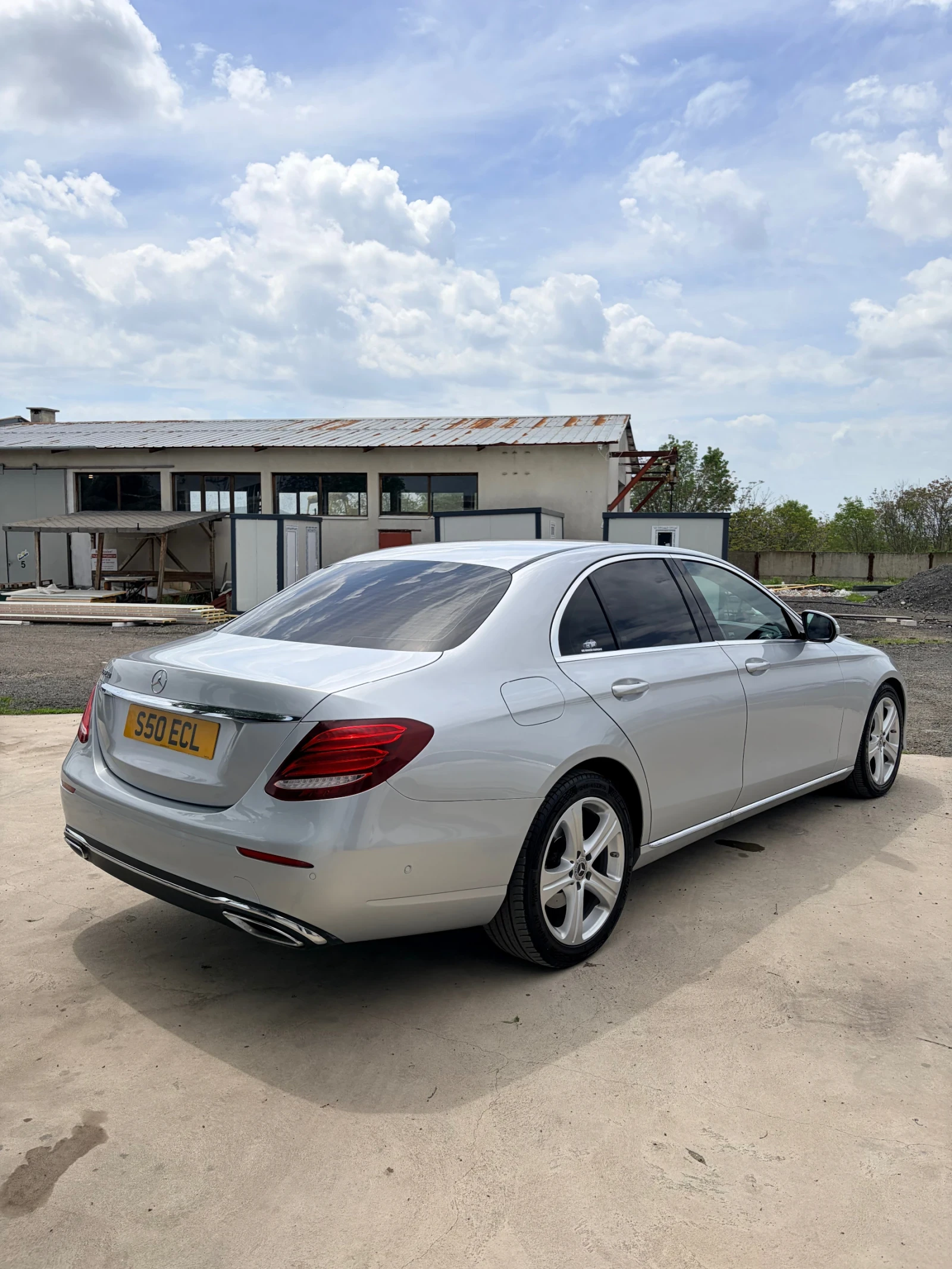 Mercedes-Benz E 220 9G Digital, снимка 5 - Автомобили и джипове - 54672936