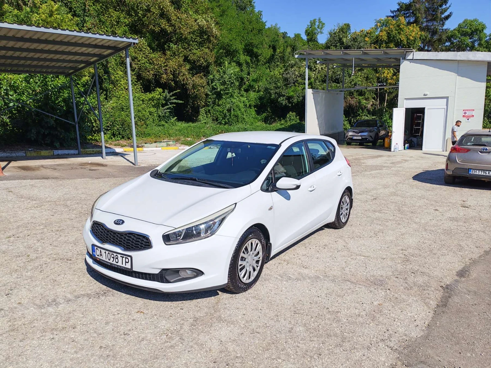 Kia Ceed, снимка 4 - Автомобили и джипове - 55532831