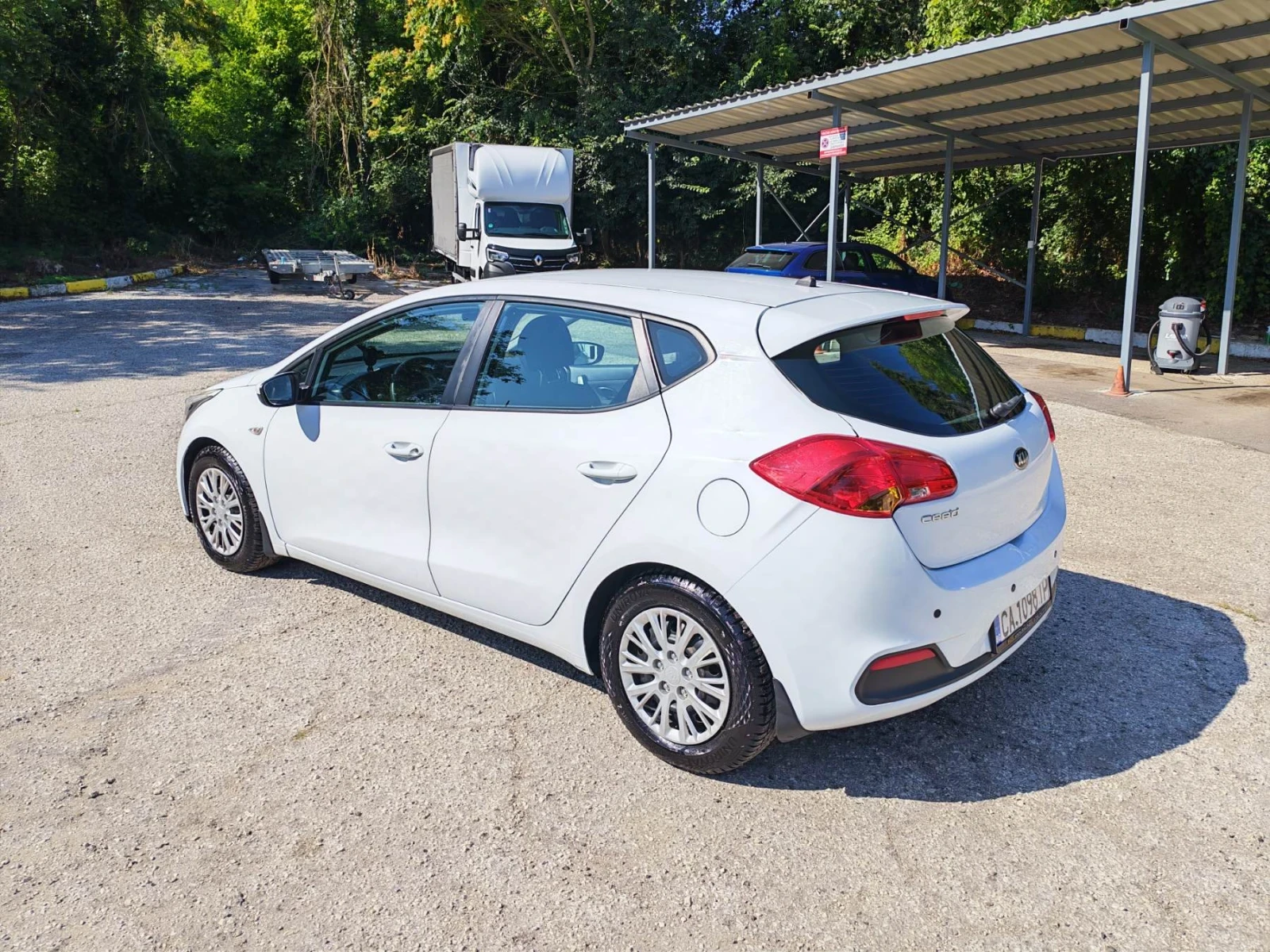 Kia Ceed, снимка 2 - Автомобили и джипове - 55532831