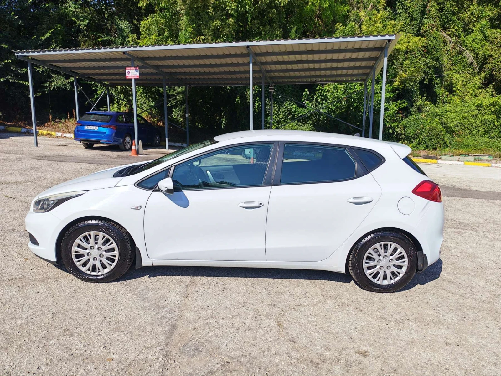 Kia Ceed, снимка 3 - Автомобили и джипове - 55532831