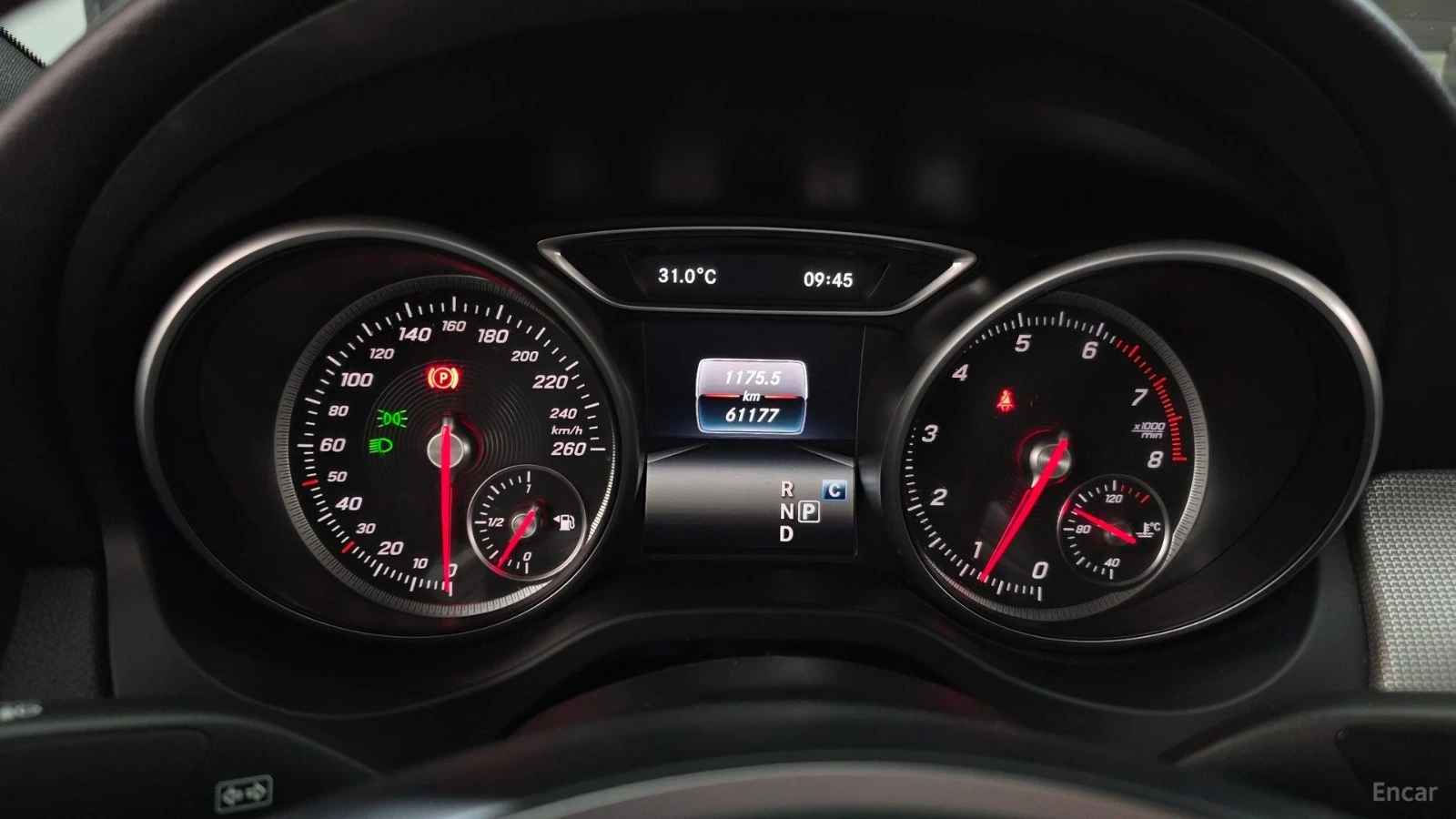 Mercedes-Benz CLA 250 4MATIC* КОЖА* ПОДГРЕВ* ПАНО* АВТОКРЕДИТ, снимка 6 - Автомобили и джипове - 55664138
